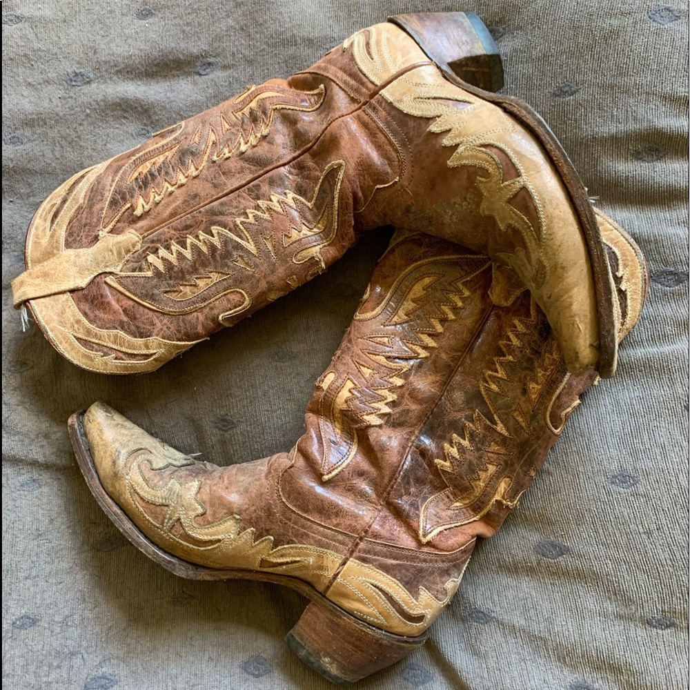 Corral cowboy boots